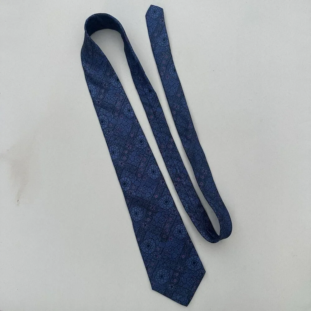 VTG Harve Benard Mens Silk Tie Navy Blue Geometric Floral Medallion Classic